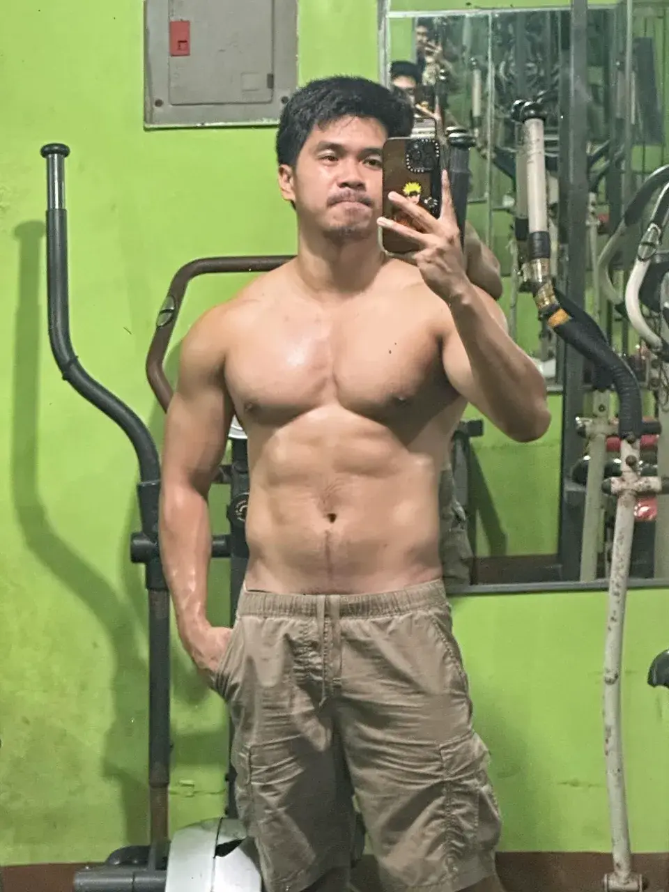 ลองมองสิเออ