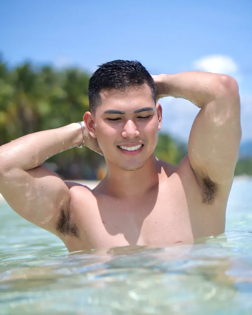 หม่ำหมีกีสั่น