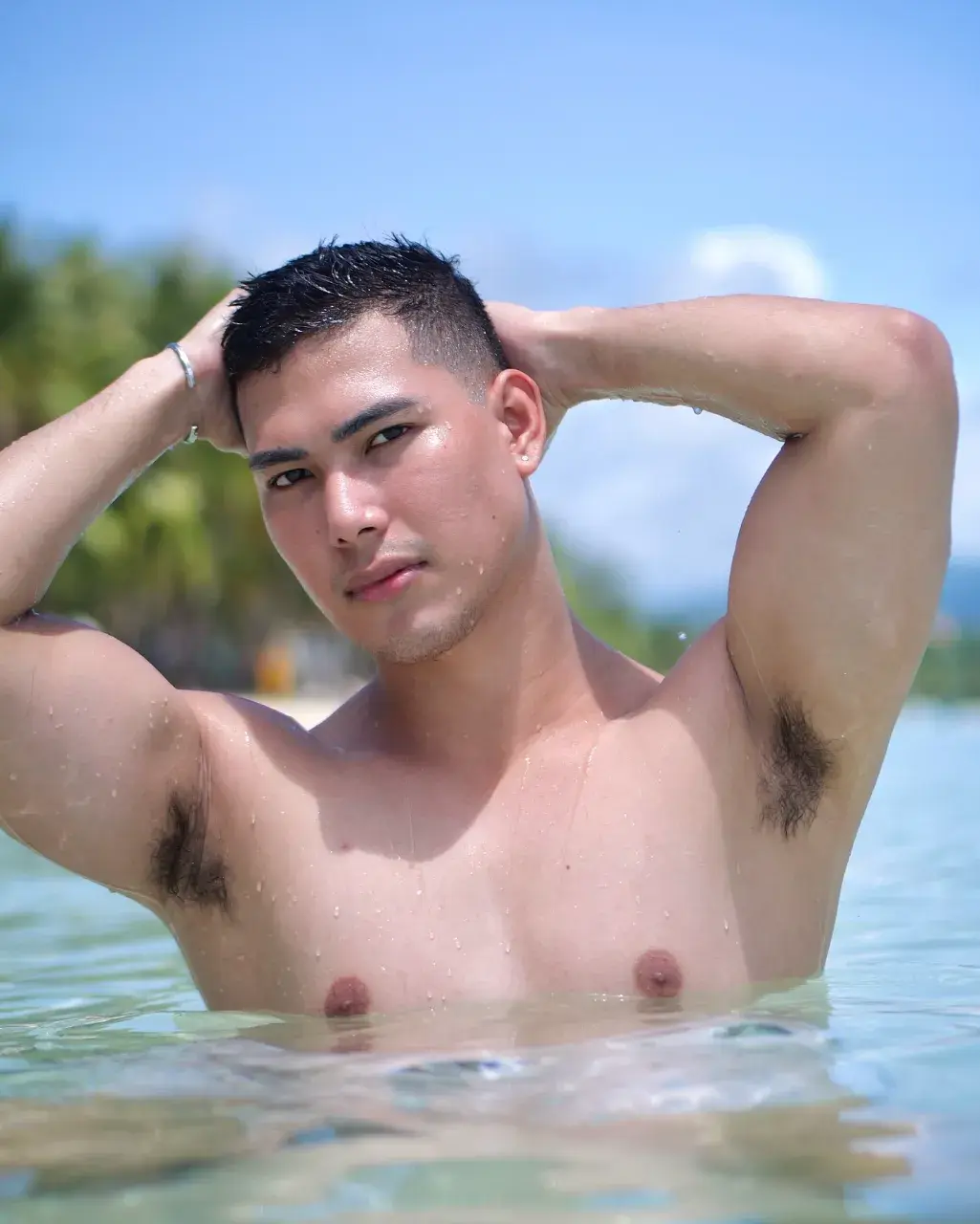 หม่ำหมีกีสั่น