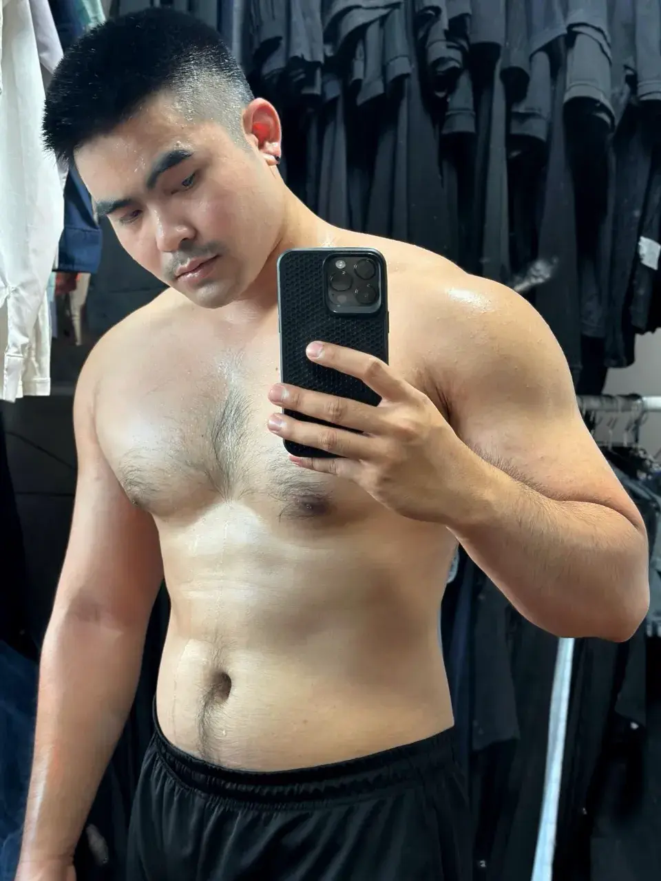 หม่ำหมีกีสั่น