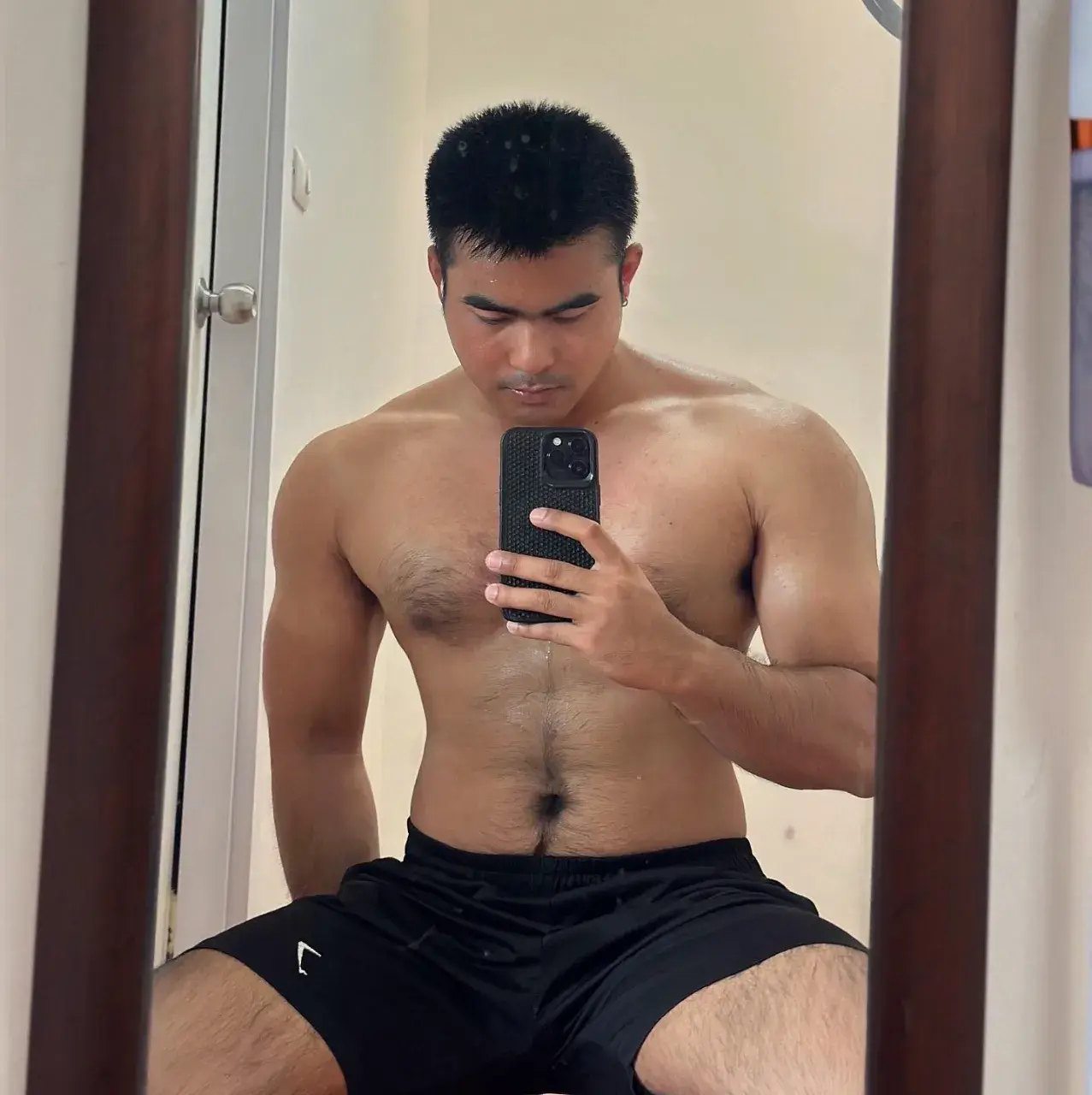 หม่ำหมีกีสั่น