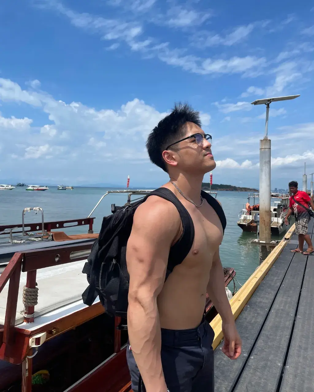 ยอมขมคอ