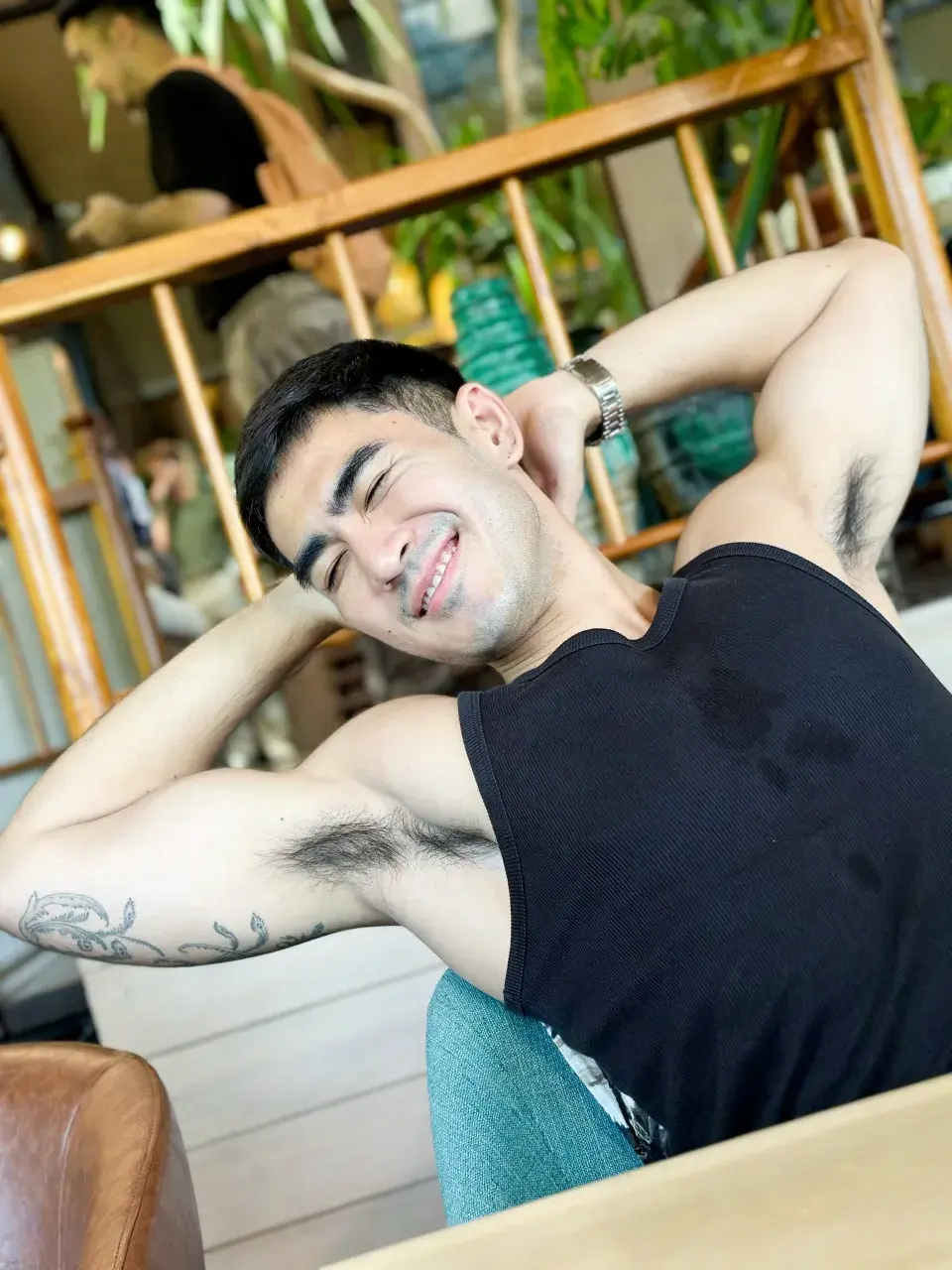 ยอมขมคอ