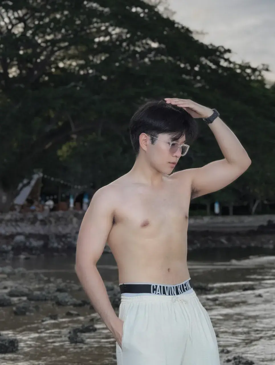 อยากรักกับเธอ