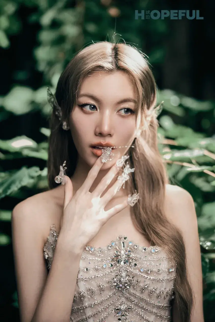 ออม-กรณ์นภัส @ HOPEFUL China June 2025