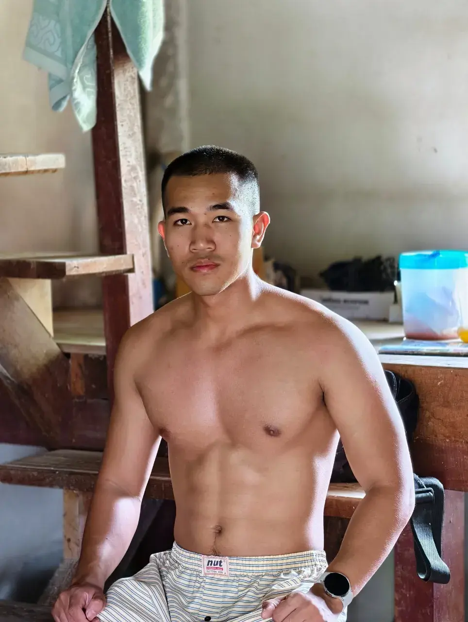 ไทบ้านสะท้านน้ำแตก