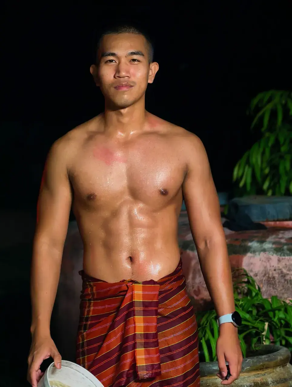 ไทบ้านสะท้านน้ำแตก