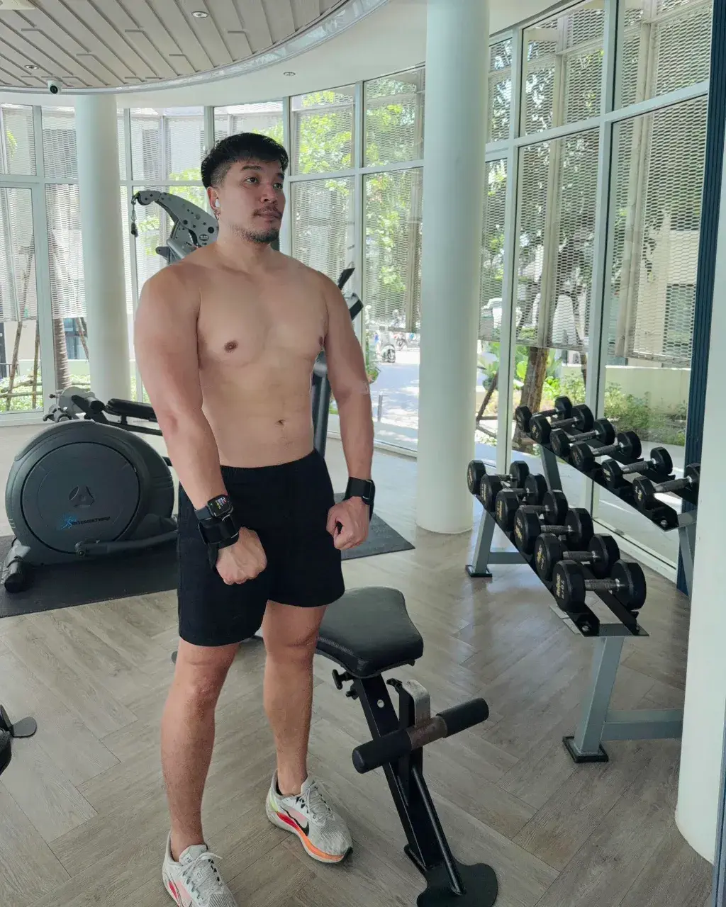 ไทบ้านสะท้านน้ำแตก