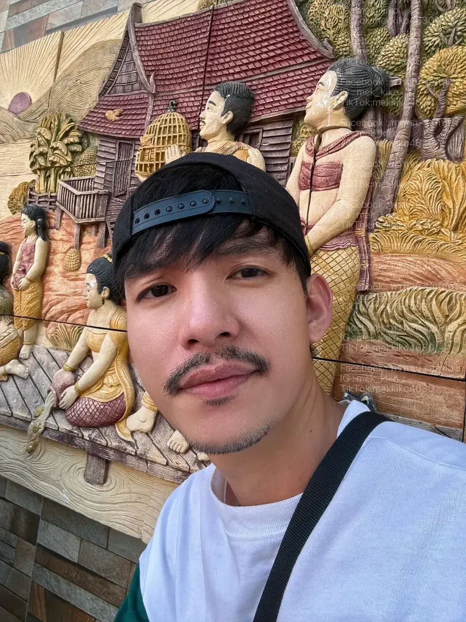 ความหนวดที่ต้องเสวปี๊