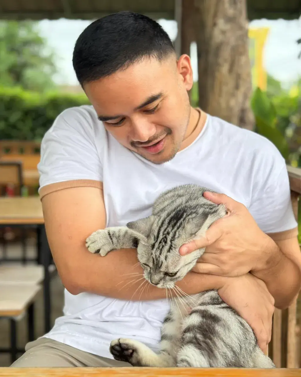 ความหนวดที่ต้องเสวปี๊