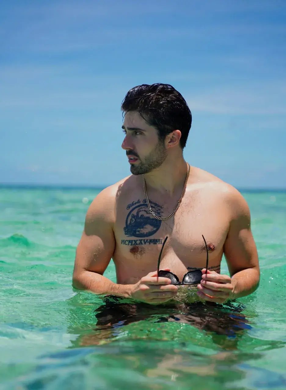 ขอ2เลือกไม่ถูก จะหนุ่มไทยหรือสาย.ฝ