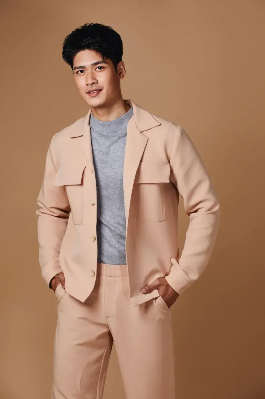 ขอ2เลือกไม่ถูก จะหนุ่มไทยหรือสาย.ฝ