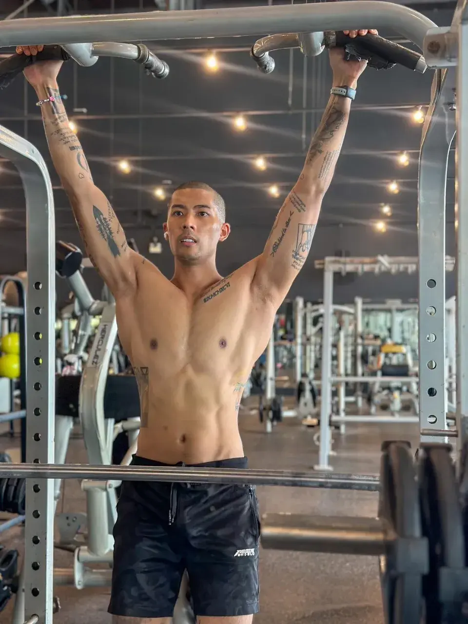 ทหารหนุ่มเทรนเนอร์