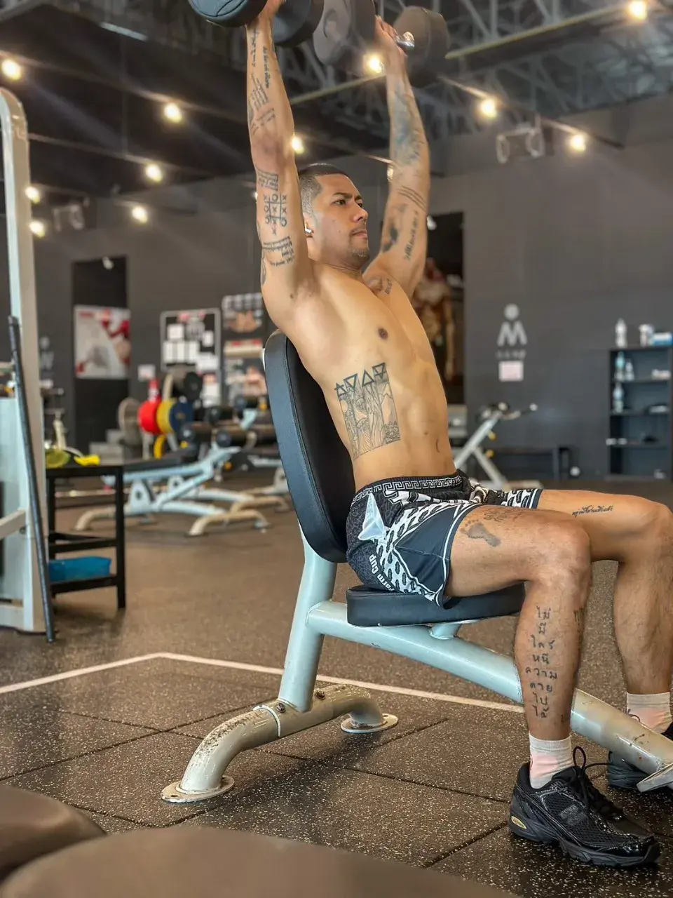 ทหารหนุ่มเทรนเนอร์