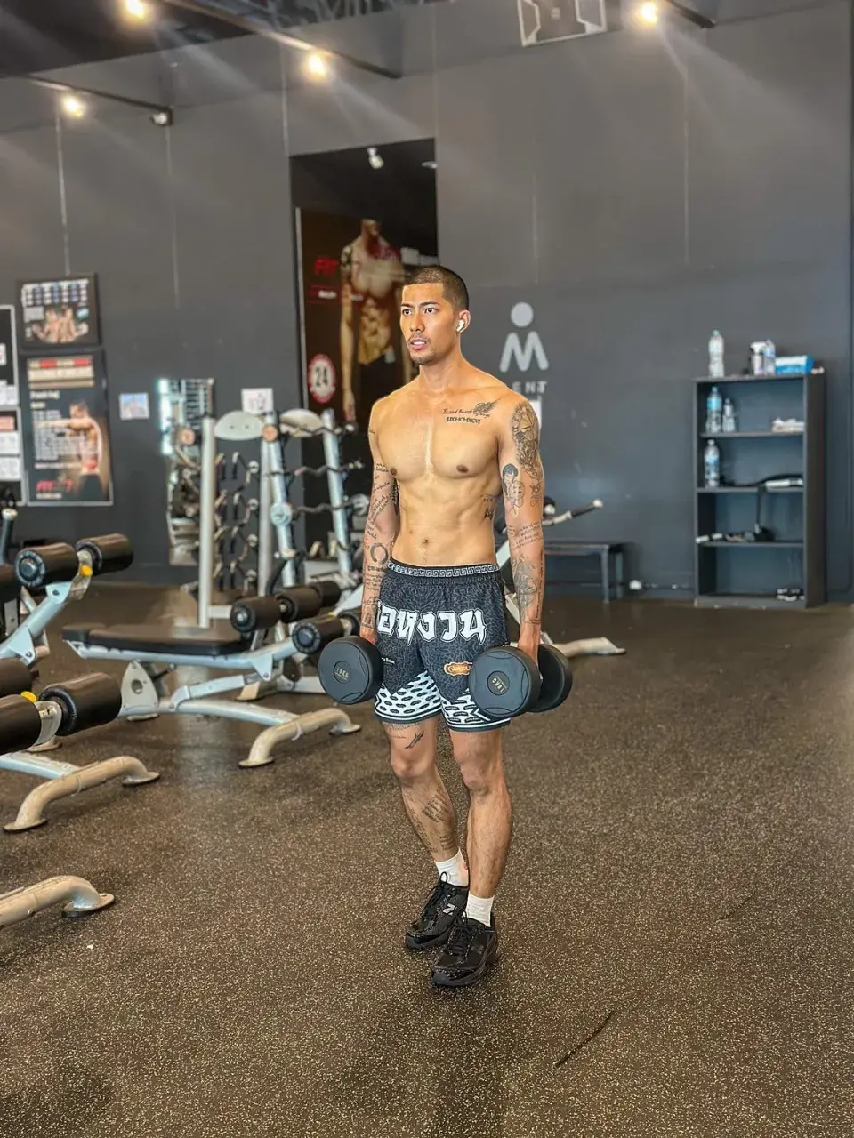 ทหารหนุ่มเทรนเนอร์