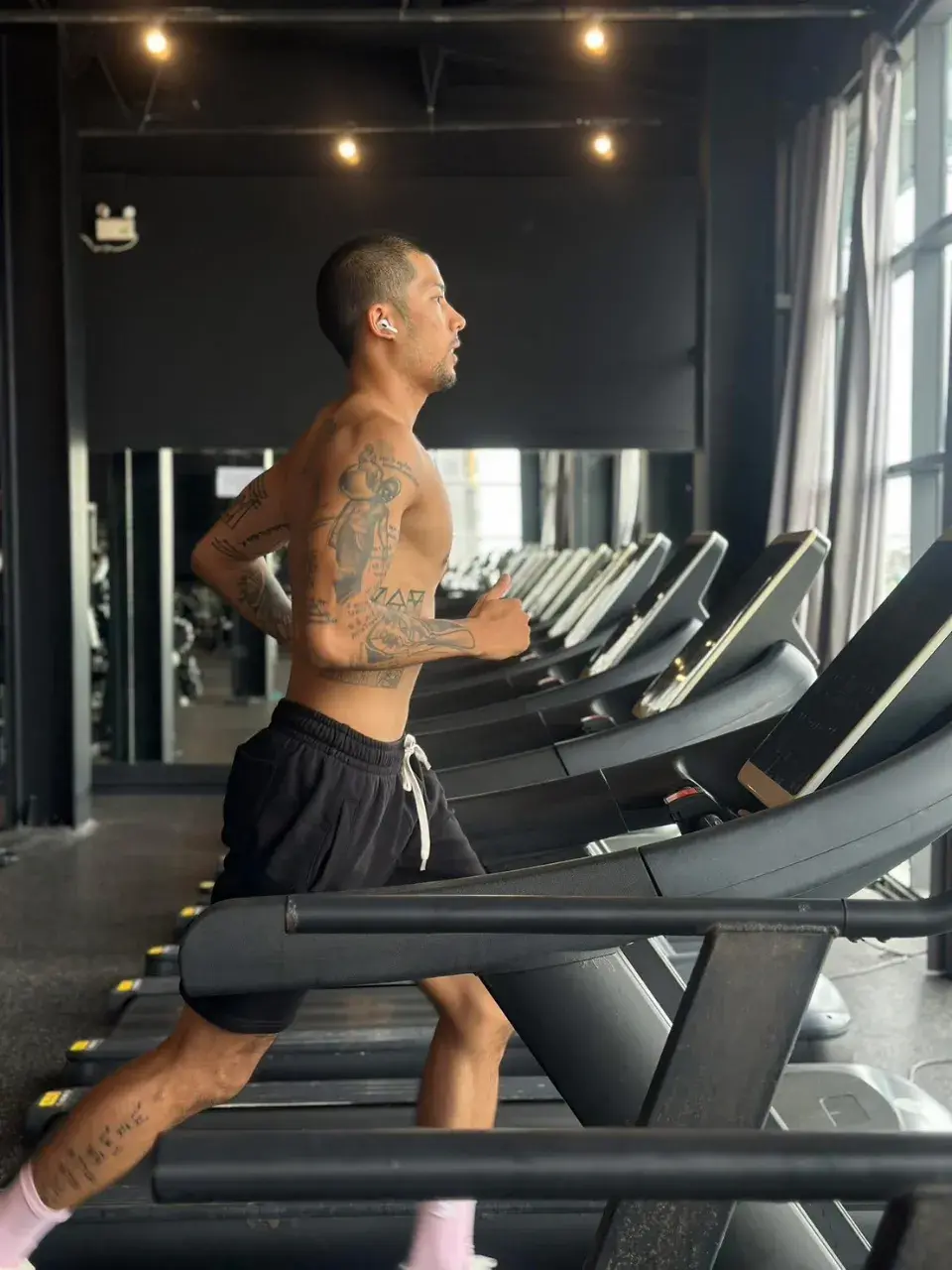 ทหารหนุ่มเทรนเนอร์