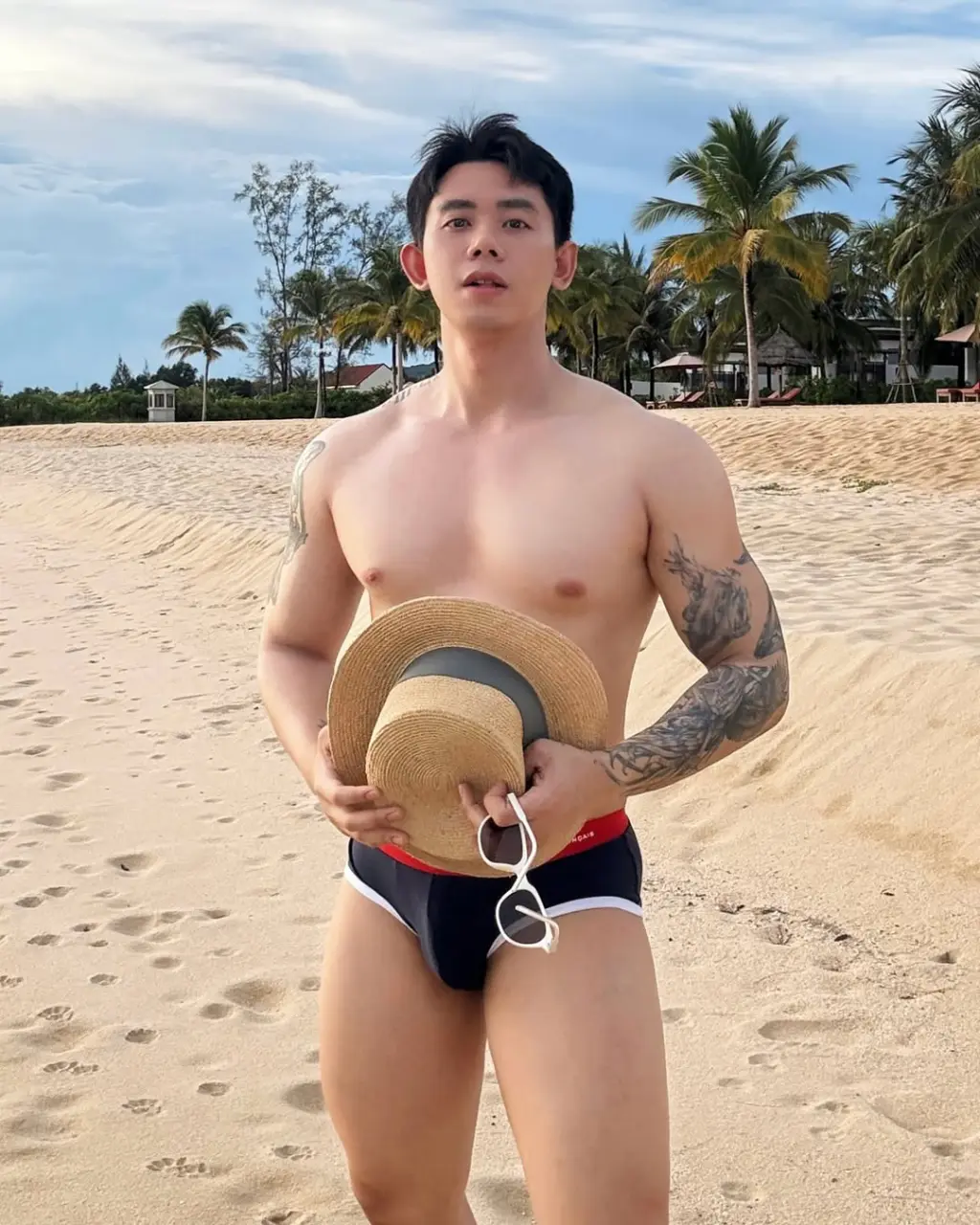 Social Media Influencers : คูมปลาวาฬ