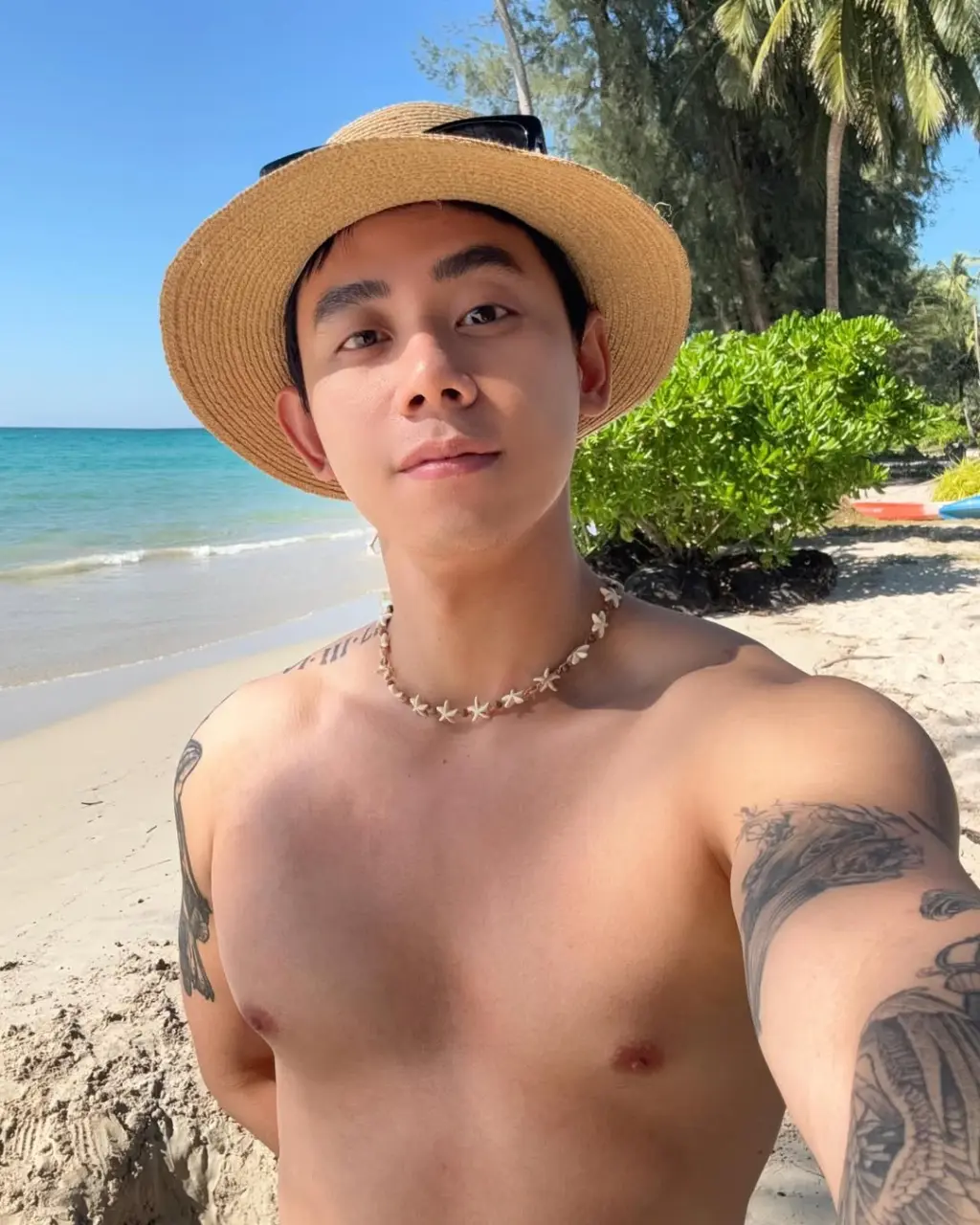 Social Media Influencers : คูมปลาวาฬ