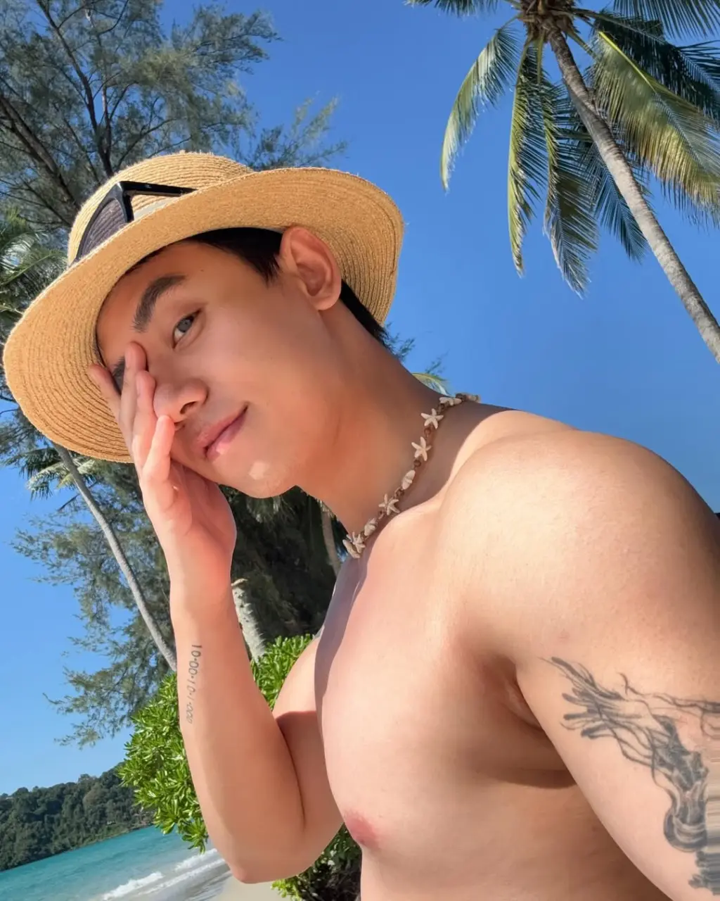 Social Media Influencers : คูมปลาวาฬ