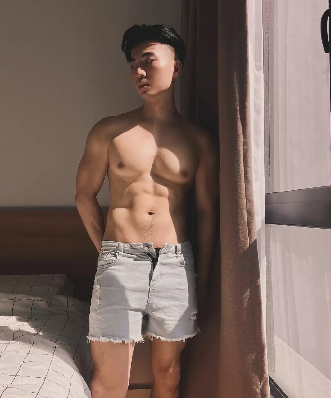 ผู้ชาย นมสวย {31}