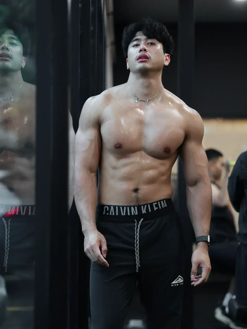 หนุ่มล่ำๆอยากปล้ำเลยพี่