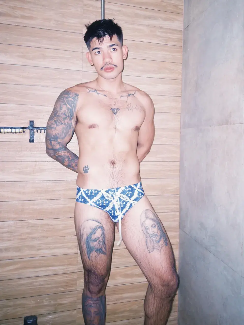 ไอ่ต้าวจอมทะเล้น