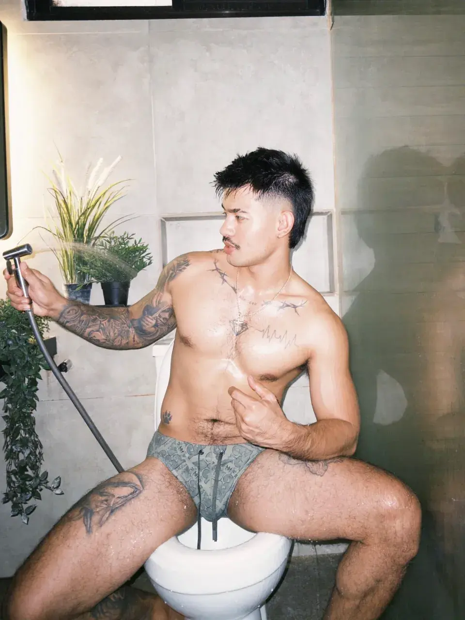 ไอ่ต้าวจอมทะเล้น