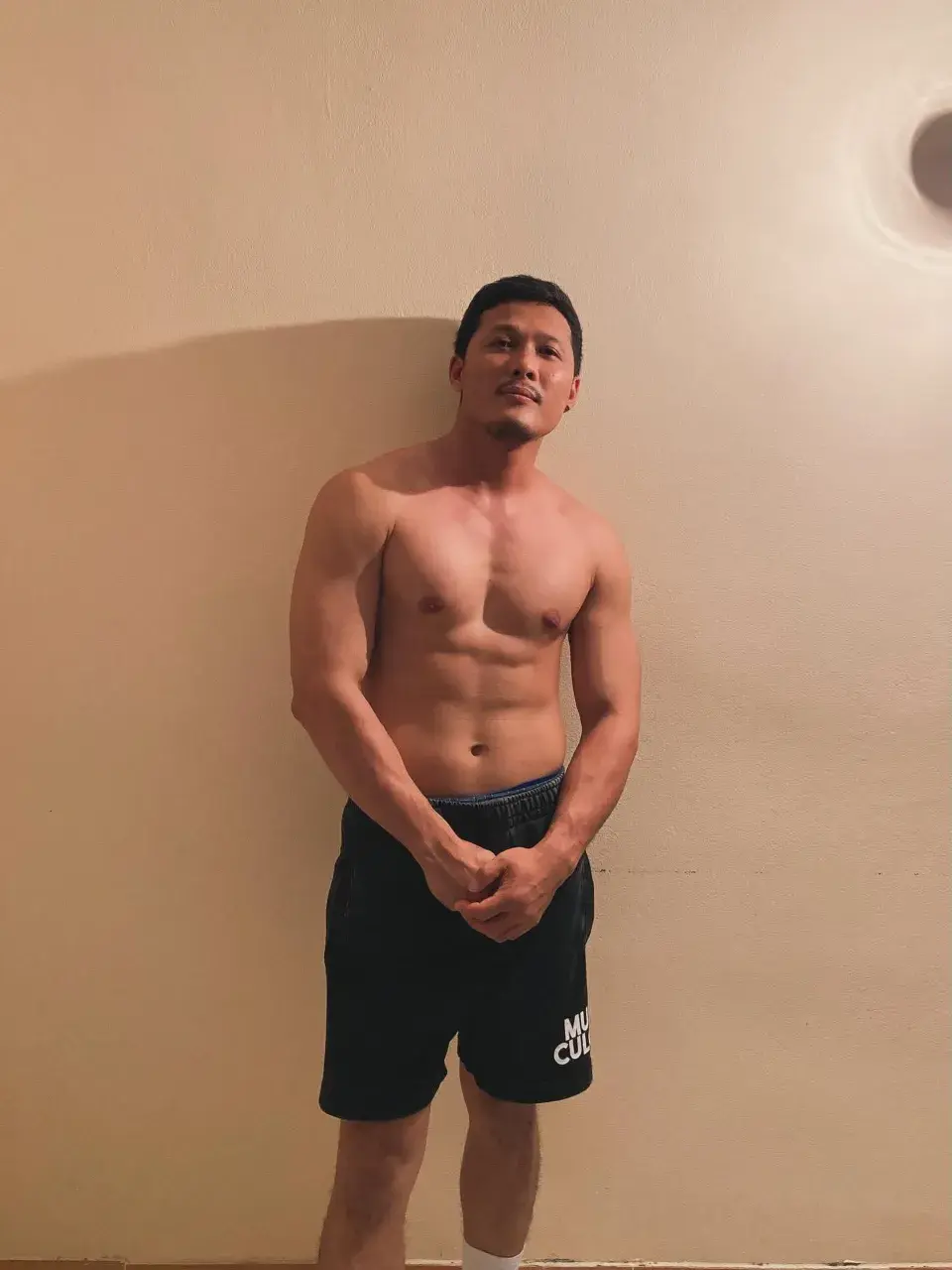 ไอ่ต้าวจอมทะเล้น