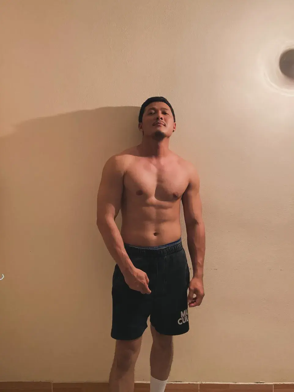 ไอ่ต้าวจอมทะเล้น