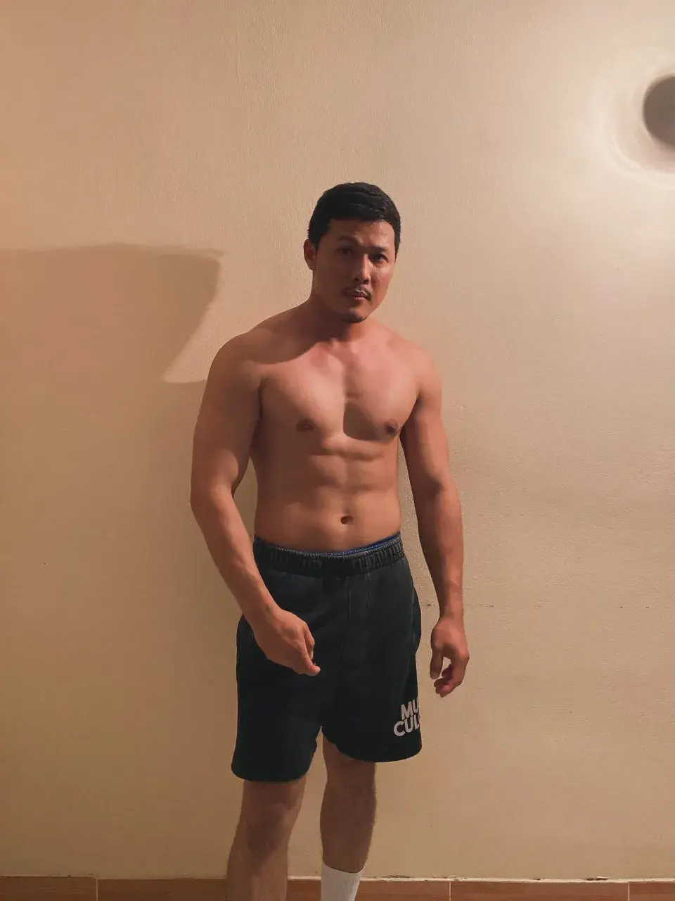 ไอ่ต้าวจอมทะเล้น