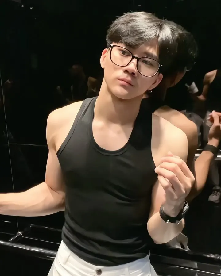 Cool GUY : WORADATE THITIYAKORNSAKUL