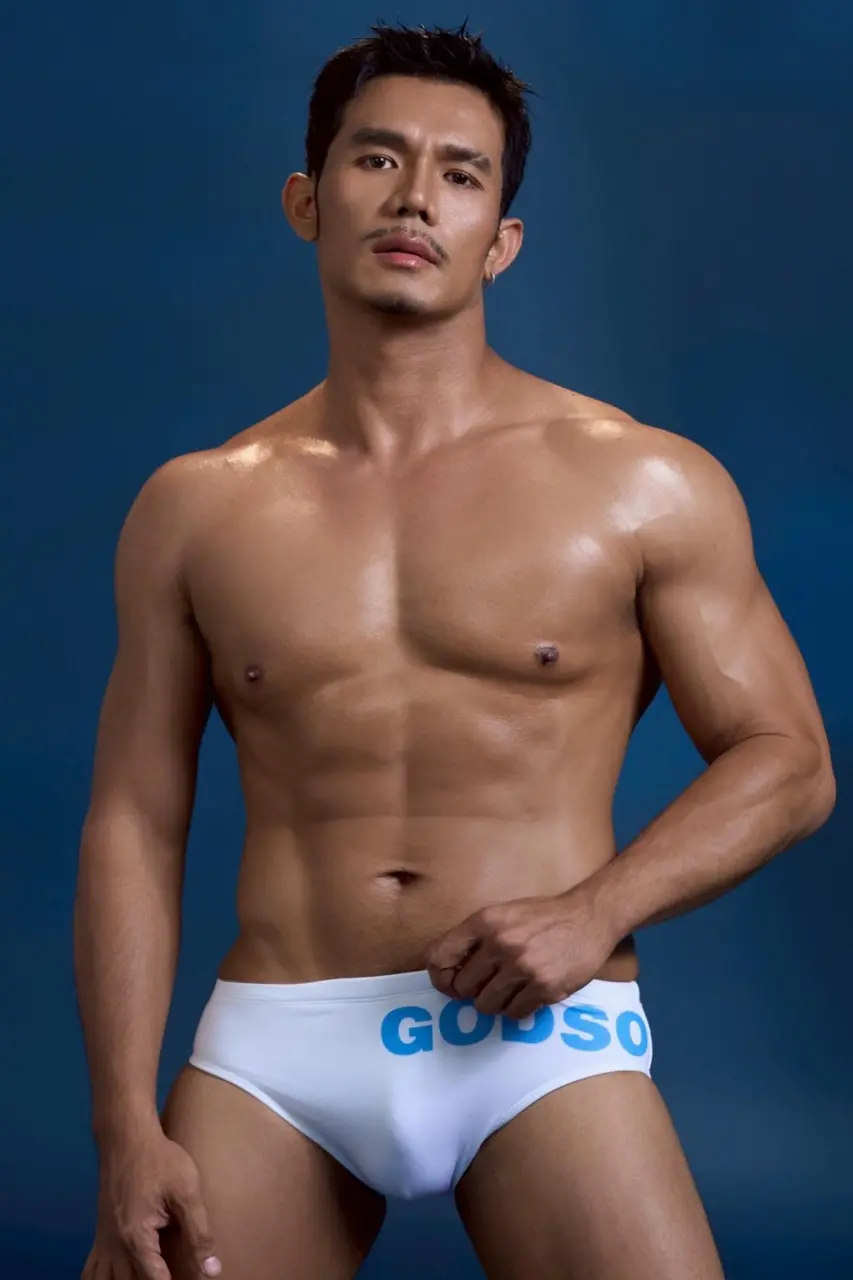 Cool GUY : Nathaphob Jongjitklang