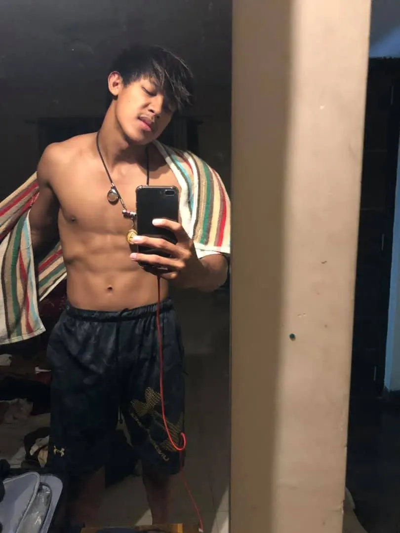 รักเค้ามากกกกกก