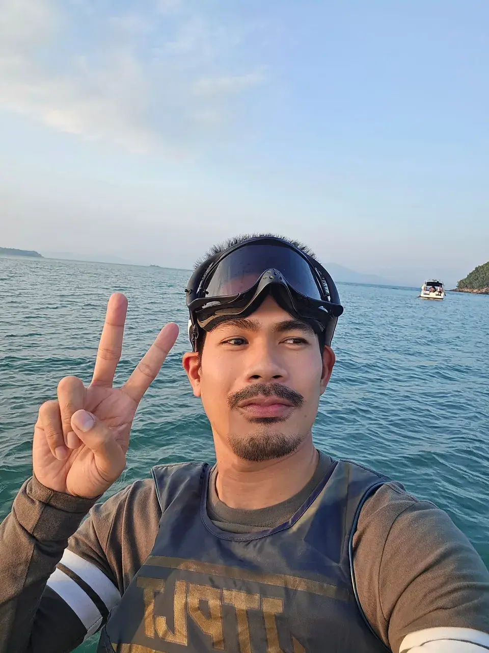 ชอบคนมีหนวด