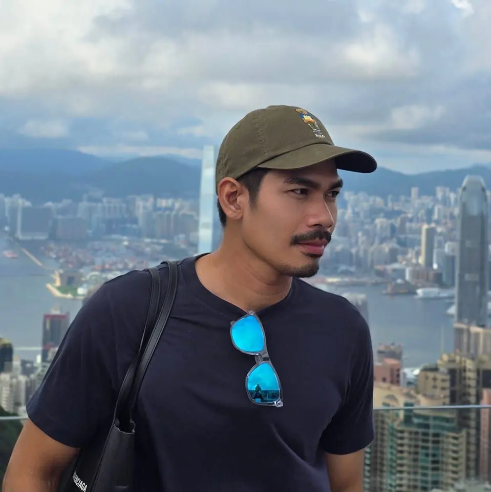 ชอบคนมีหนวด