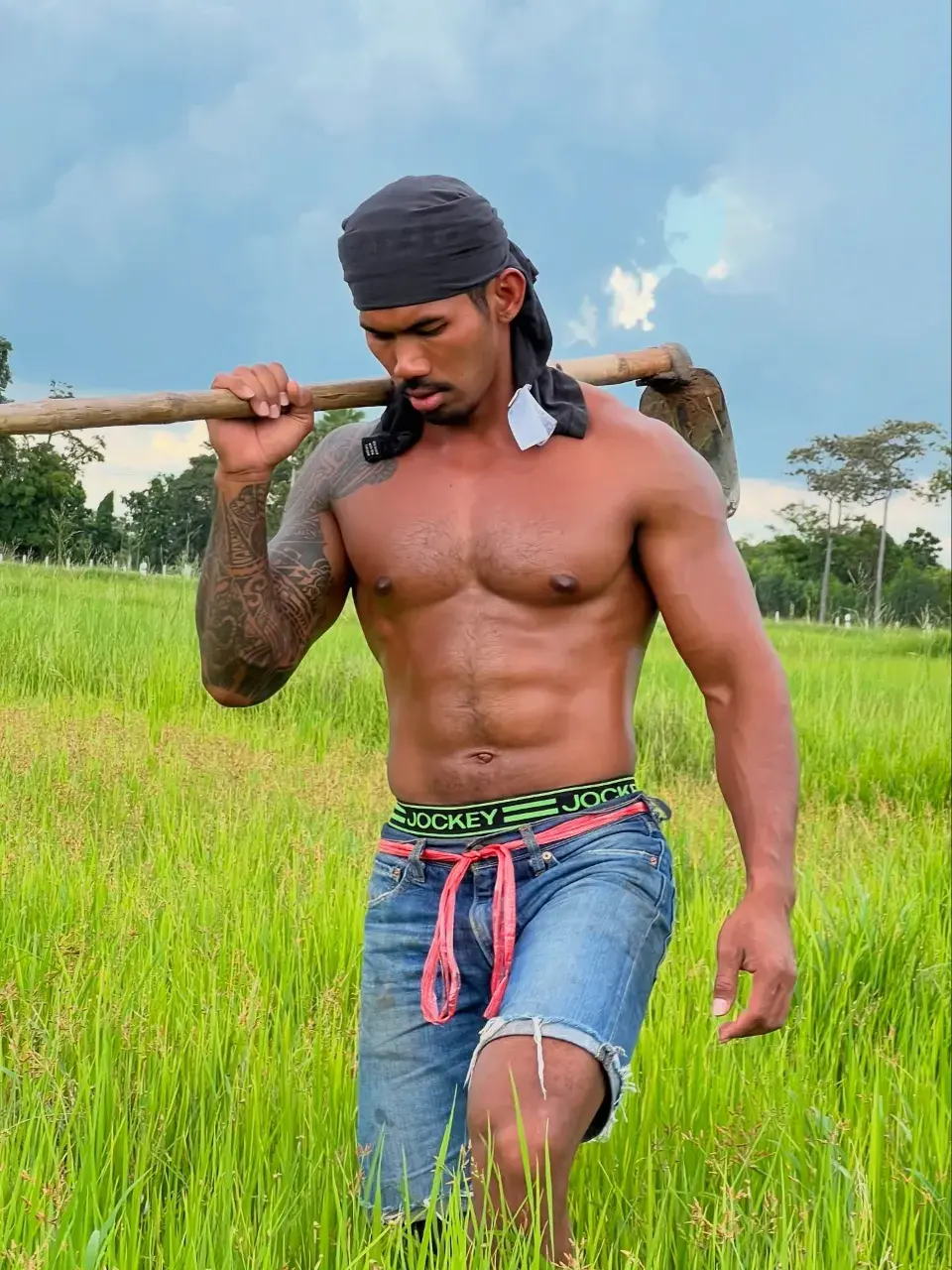 ชอบคนมีหนวด