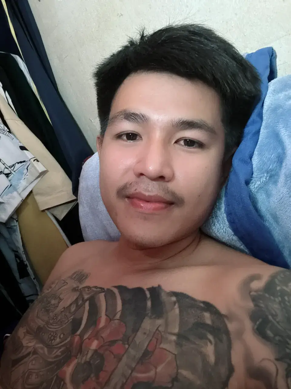 ชอบคนมีหนวด