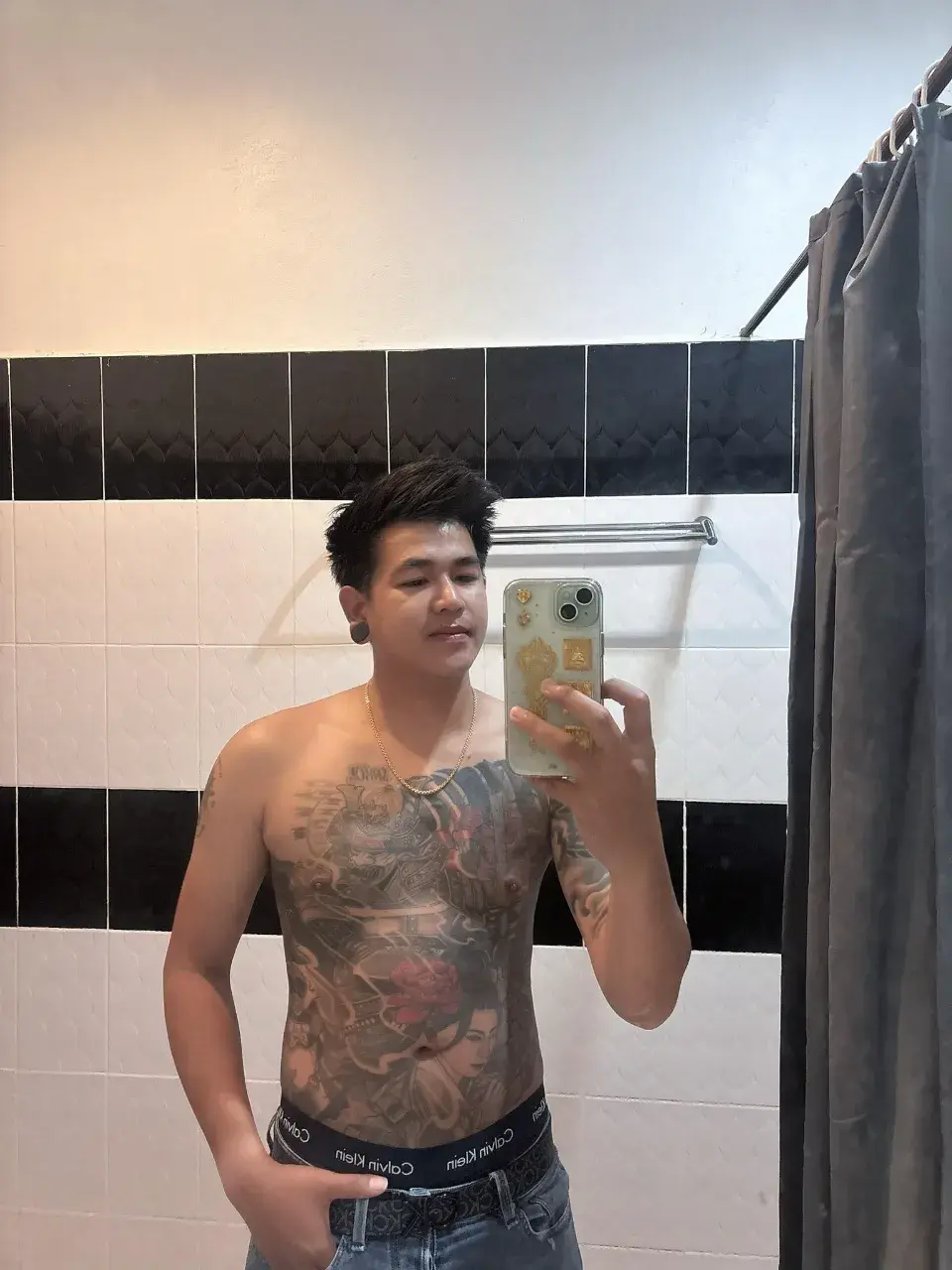 ชอบคนมีหนวด