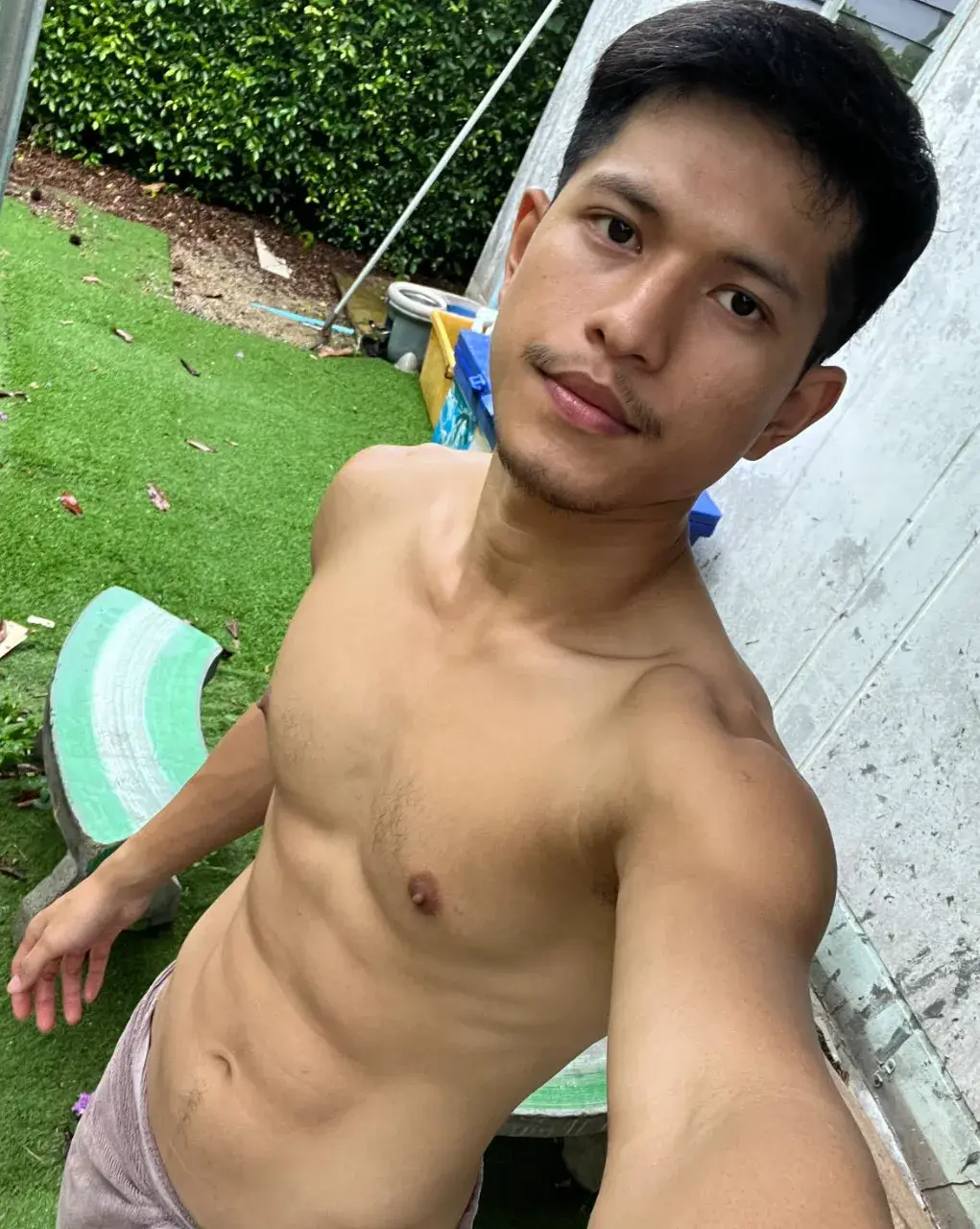 ชอบคนมีหนวด