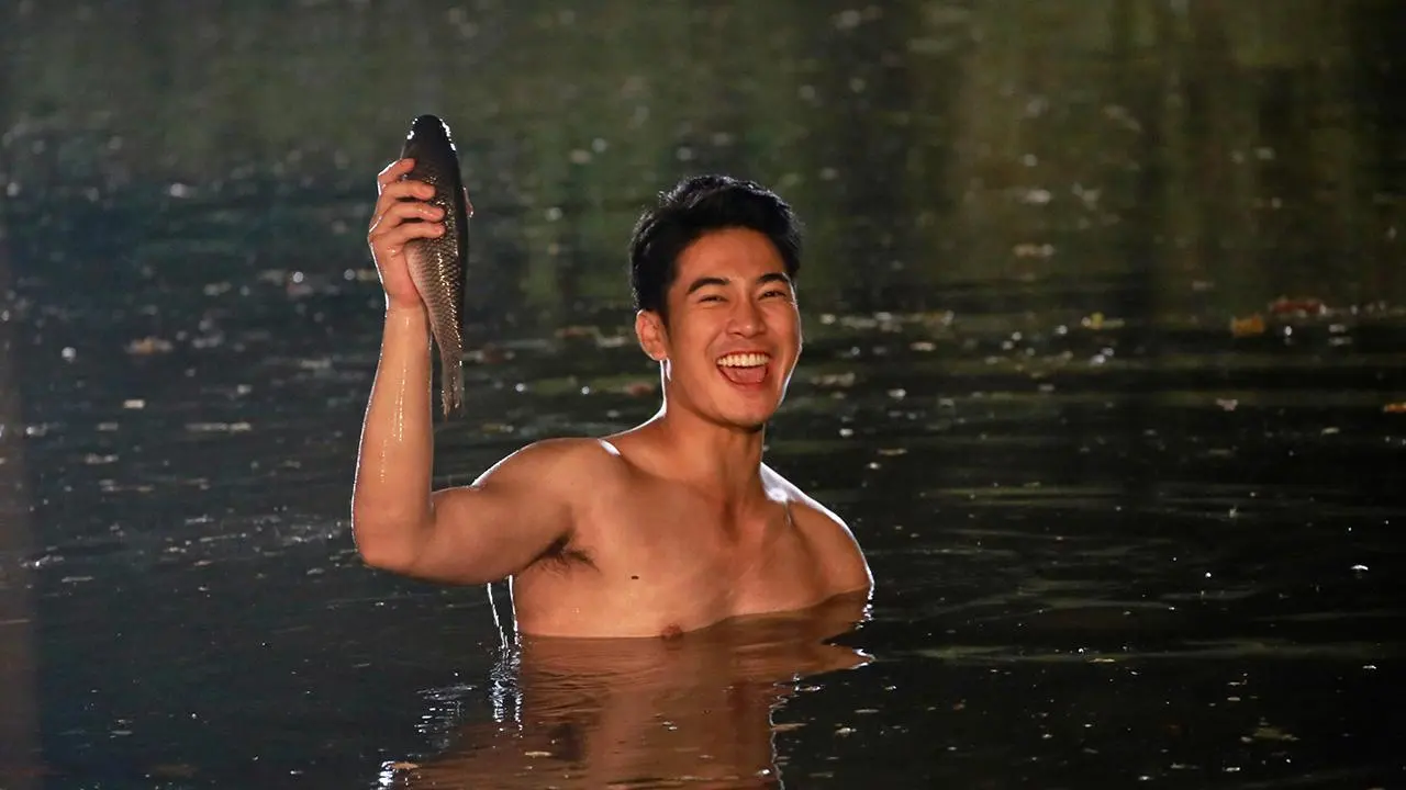 พระเอกเขาจูบกัน