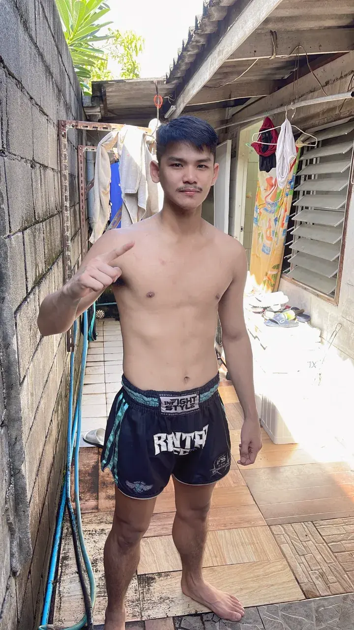 อวยคม อมโค้ก