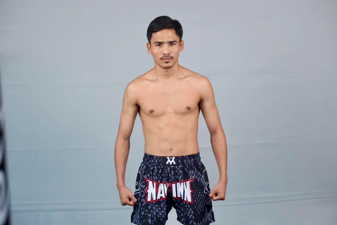 อวยคม อมโค้ก