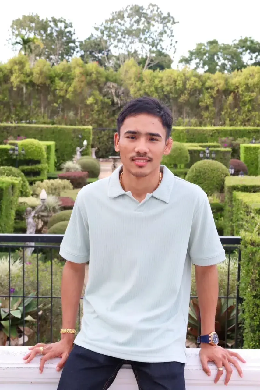 อวยคม อมโค้ก