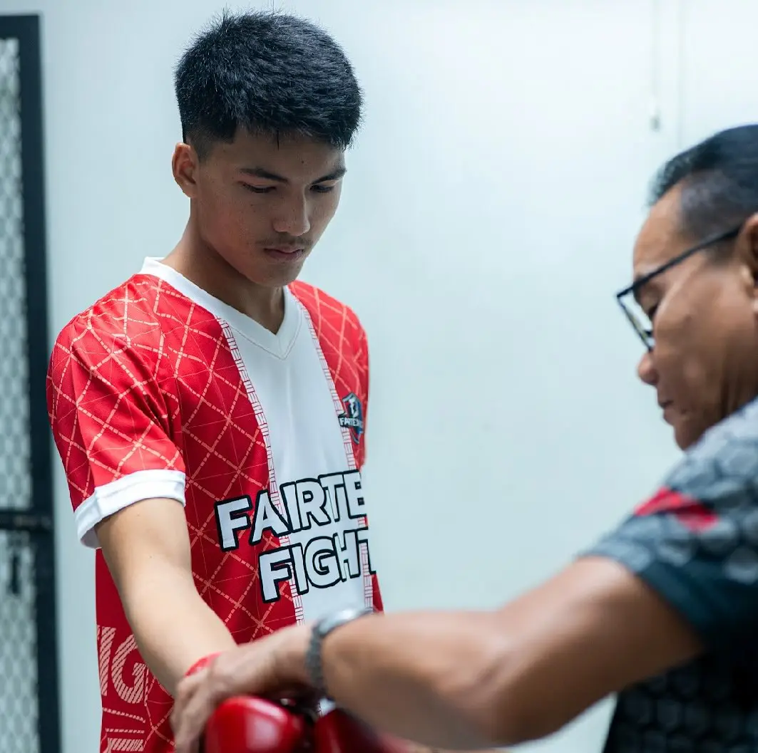 ทรงนี้แข็งโป๊ก