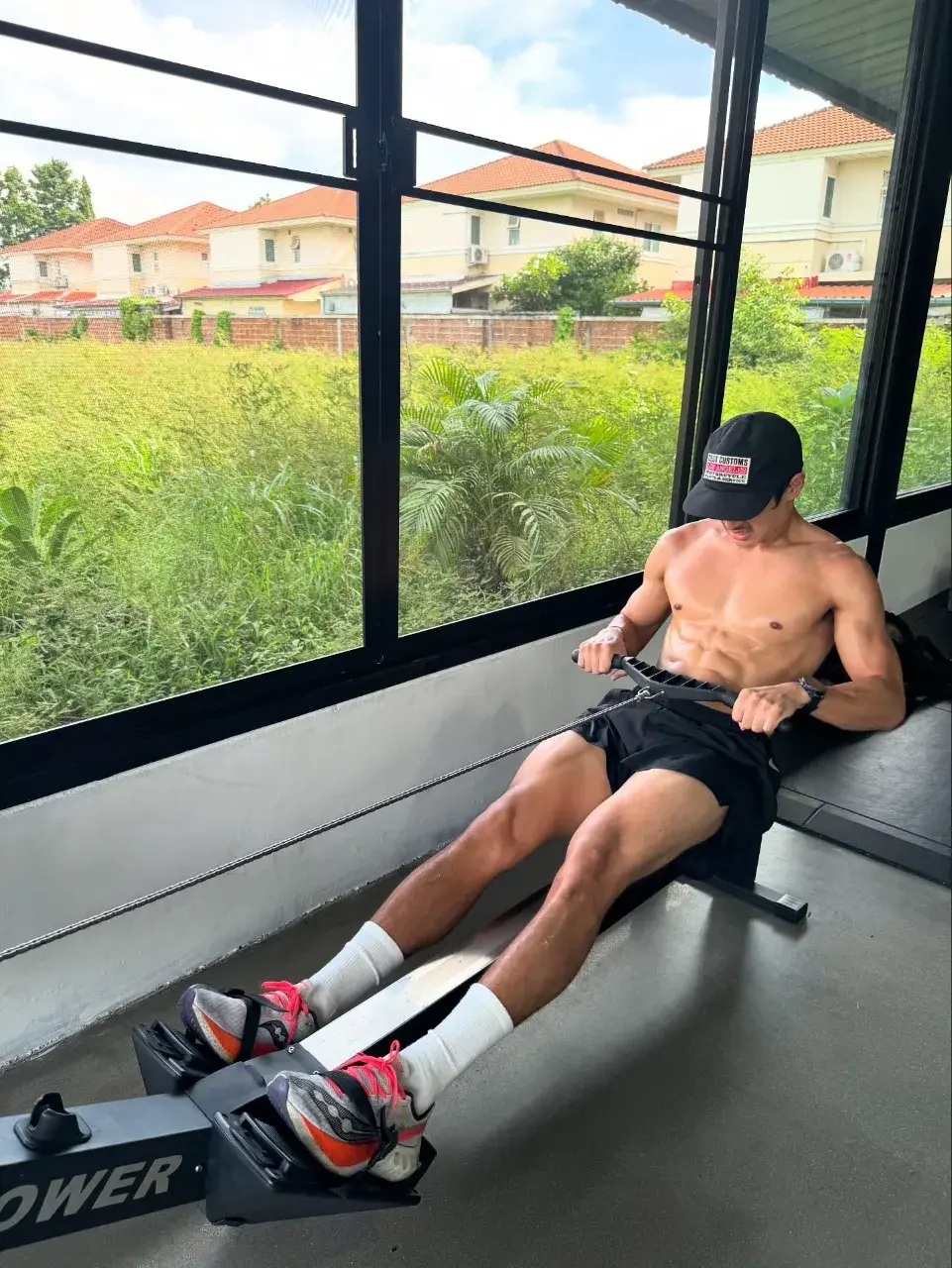 อยากแลกลิ้นอ่าาส์