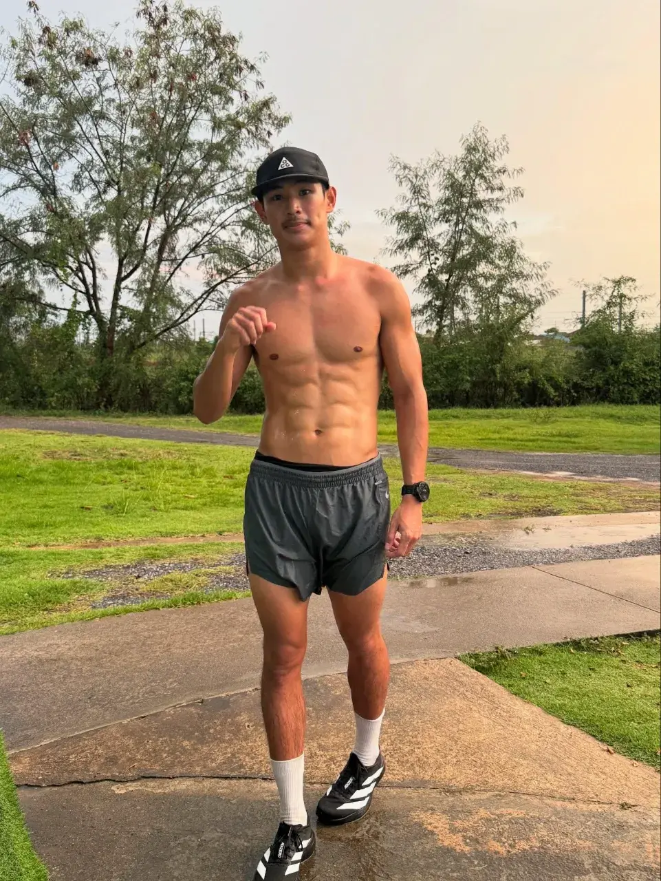 อยากแลกลิ้นอ่าาส์