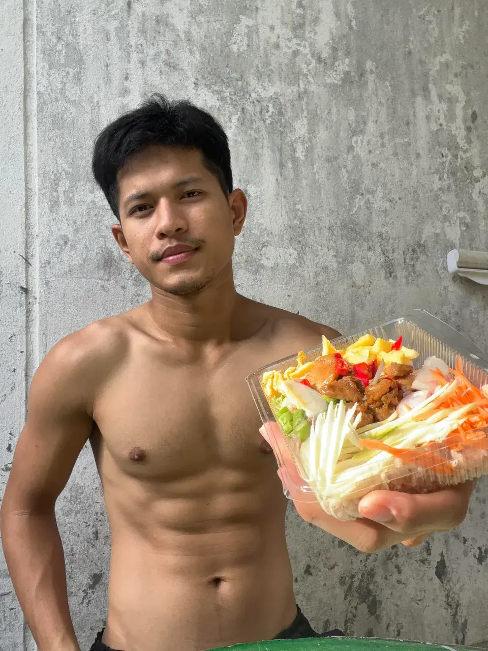 ทำน้ำไหลออกกระฉอกเลย