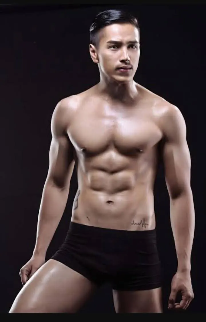 หนุ่มพม่า