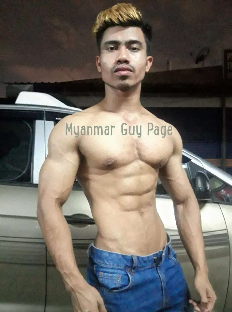 หนุ่มพม่า