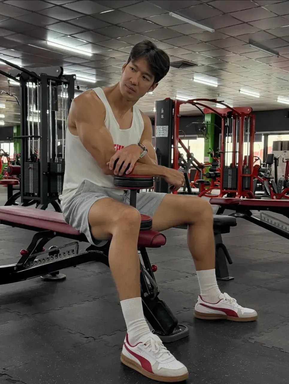 แก้เครียดกับสถานการณ์บ้านเมืองมาดูผู้